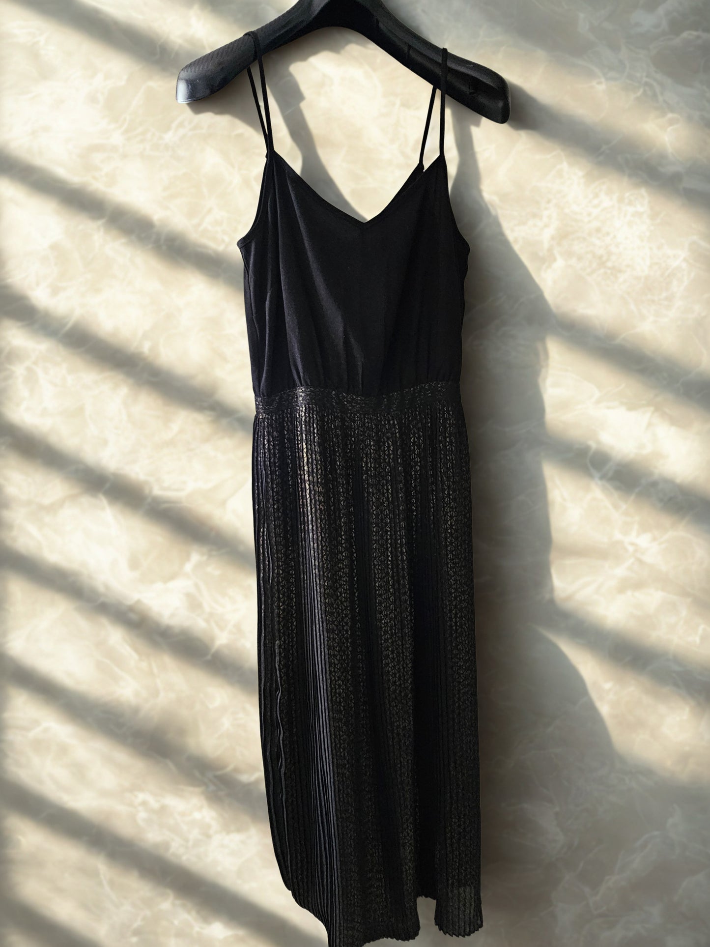 Robe noire plissée élégante BONOBO- Taille M